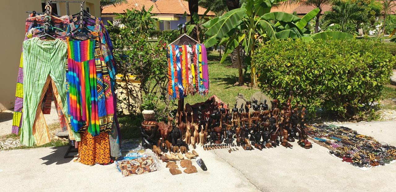 Djembe Beach Resort 克罗里 外观 照片